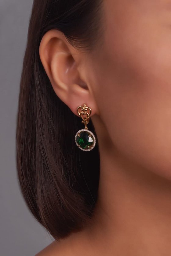 earrings model SK00609 Y Emerald.jpg